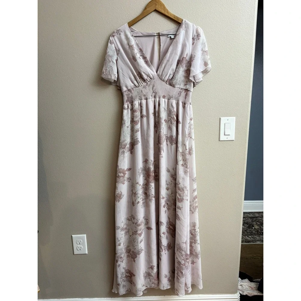 Baltic Born Alexandria Mauve Floral Maxi Dress‎ V-Neck Flutter Sleeve Smocked L